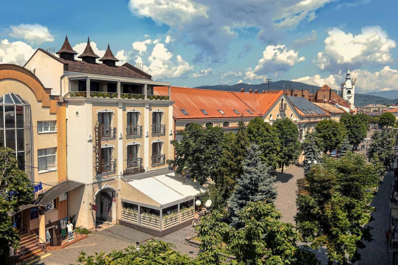 Villa Boutique Hotel 穆卡切沃 外观 照片